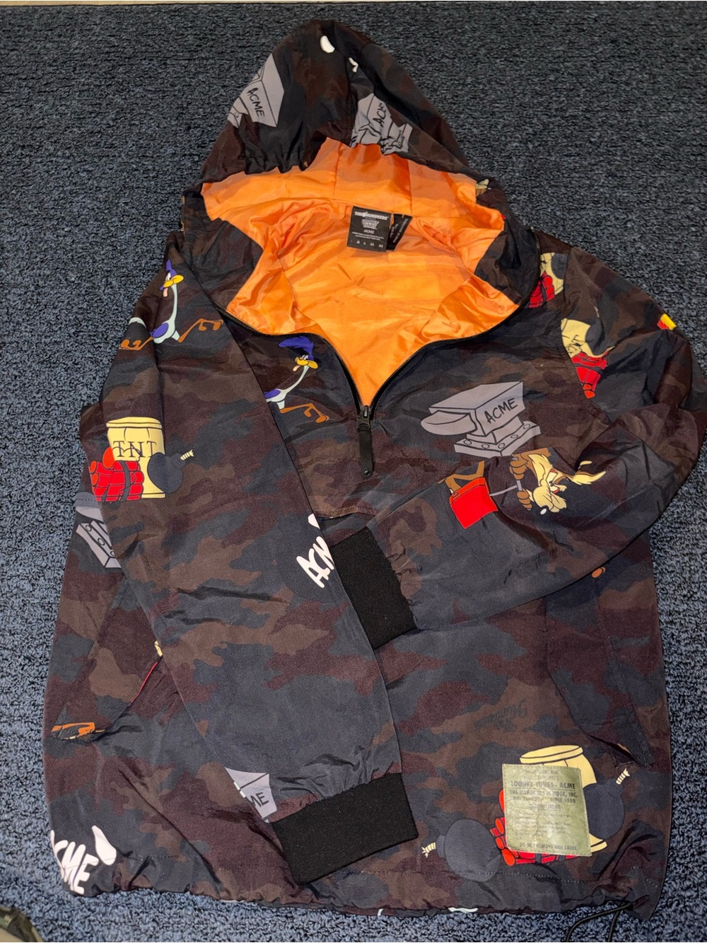 Rare!!! The Hundreds x Acme Looney Tunes Wile Coyote and Roadrunner Camo anorak